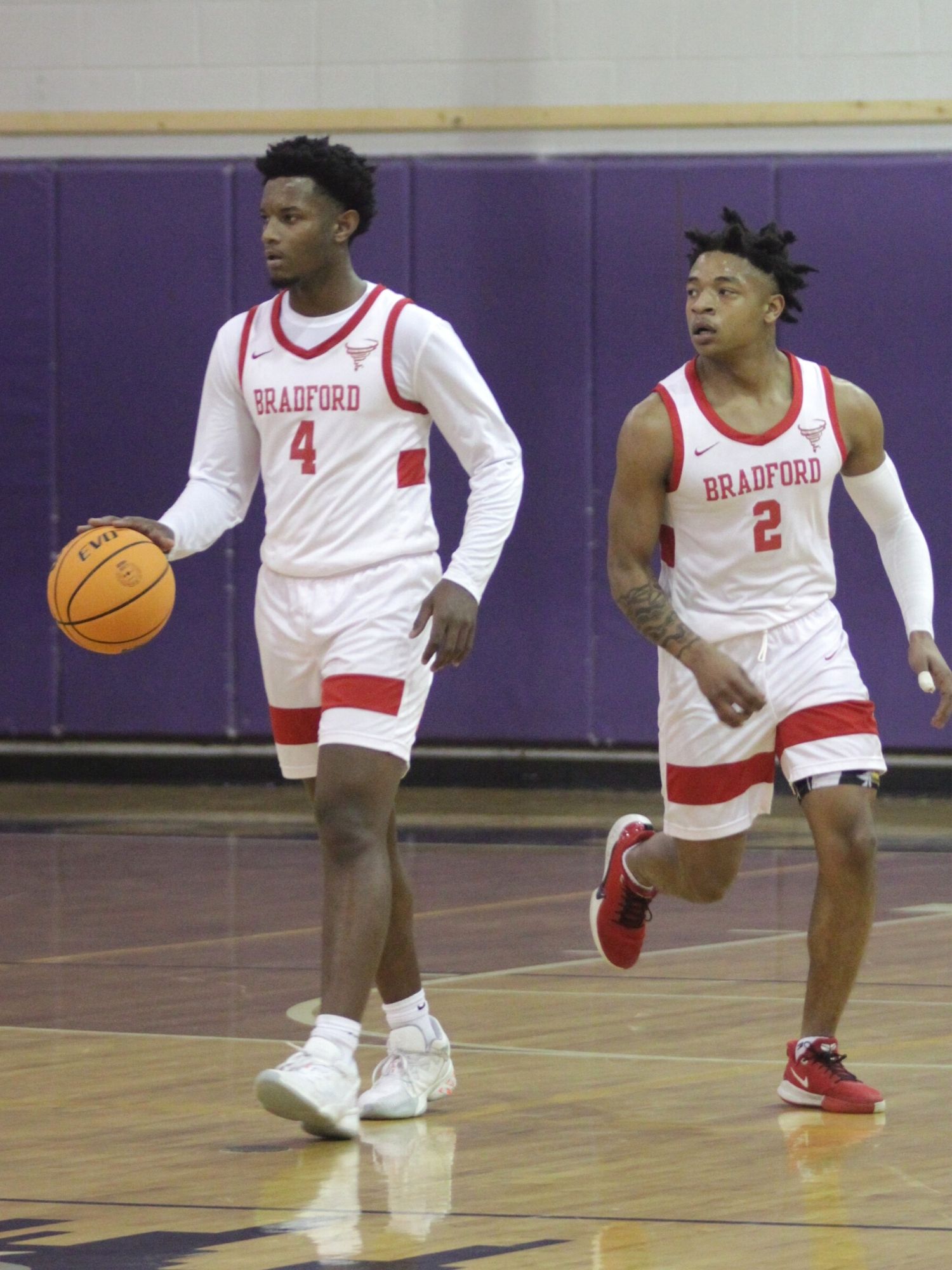 Bradford's Amari Jones (4) and Chalil Cummings (2)