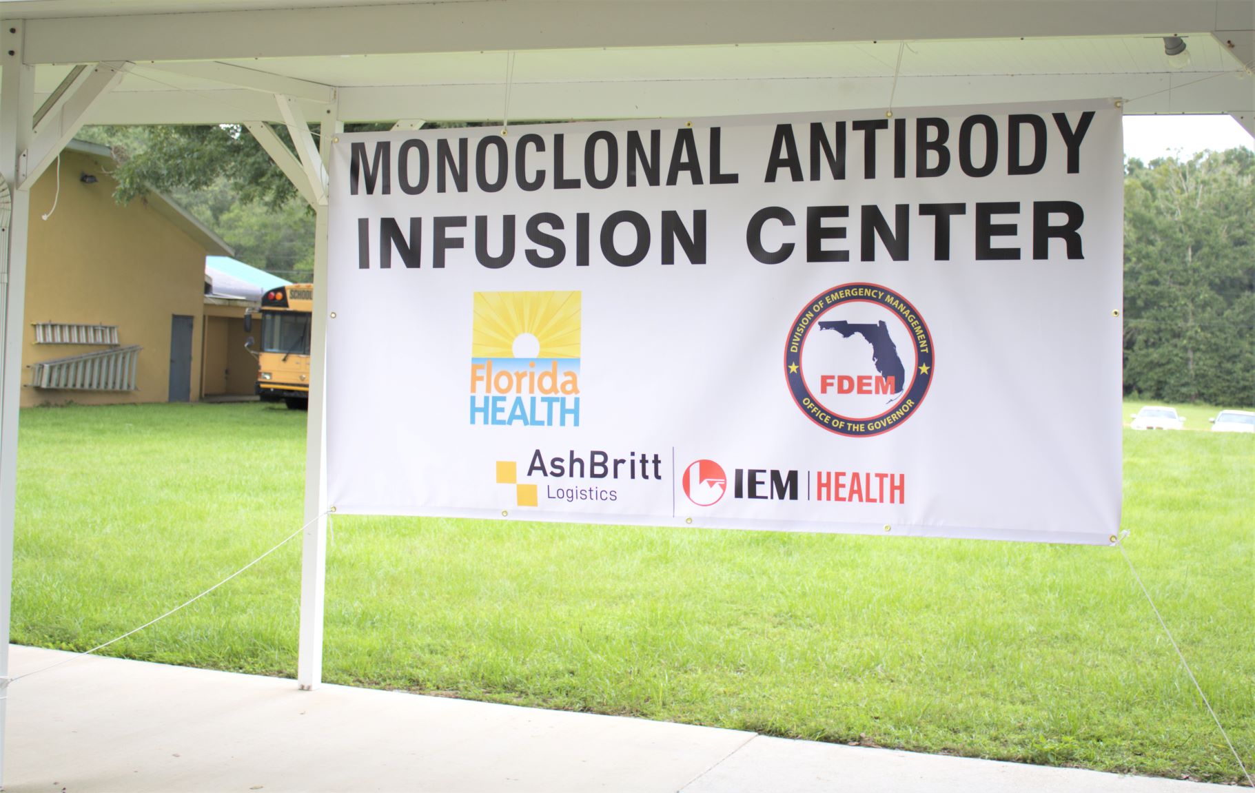 Banner marking monoclonal antibody infusion center in High Springs