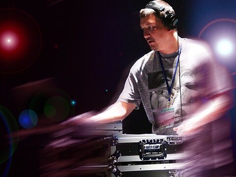 Vinny Foo, program director for Magic 101.3