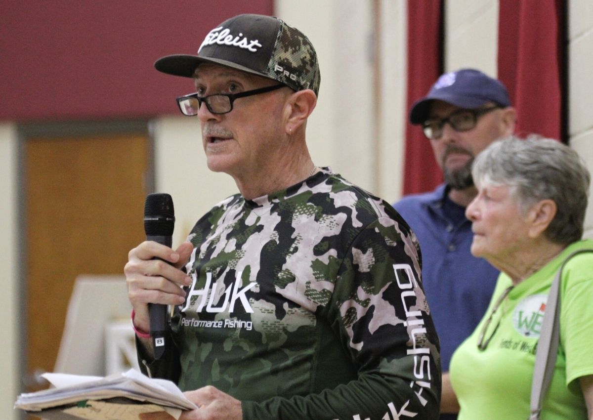 Paul Hornby speaks at the West End meeting