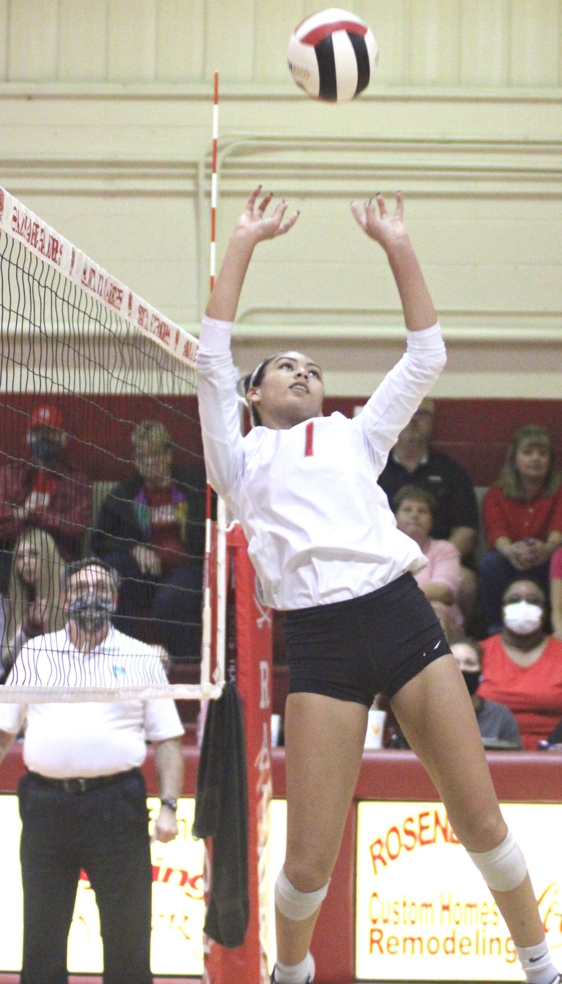 Santa Fe's Jalyn Stout led the Raiders with 14 assists.