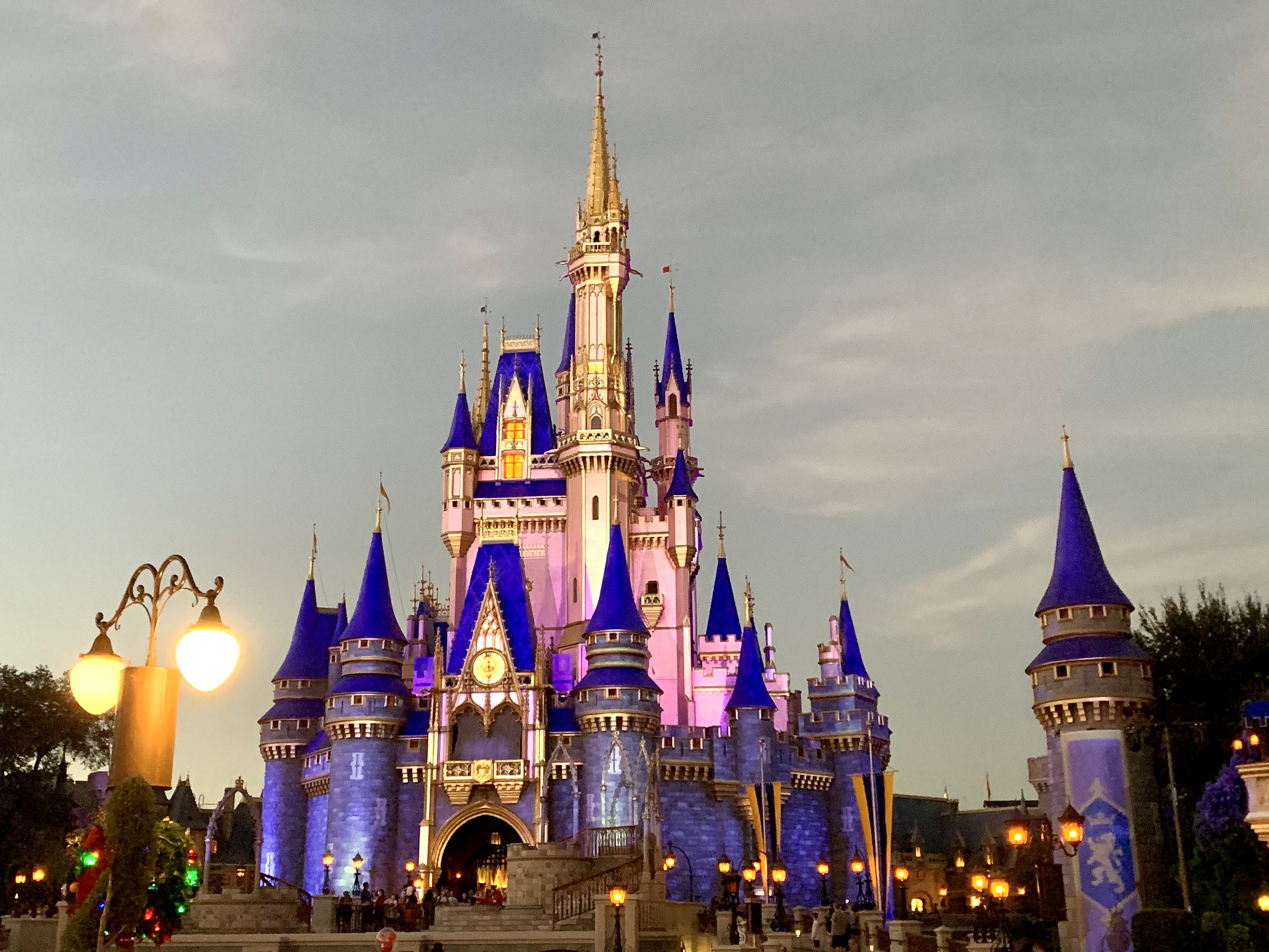 Disney World brings back park hopping Jan. 1st