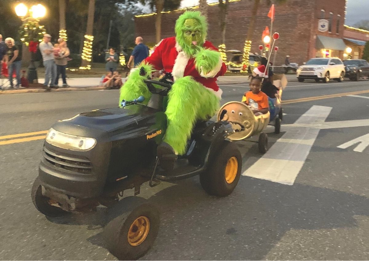 Grinch at Newberry Christmas parade