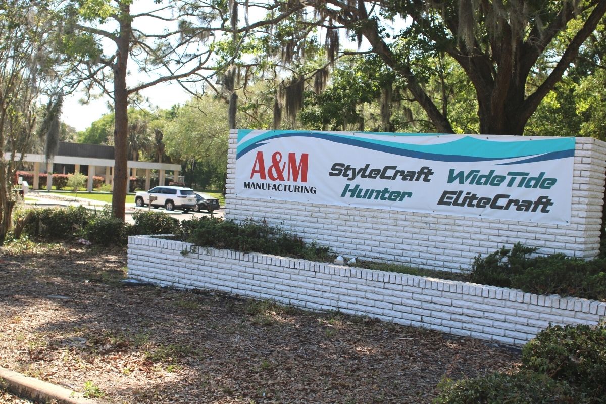 A&M Manufacturing and StyleCraft Boats sign in Alachua