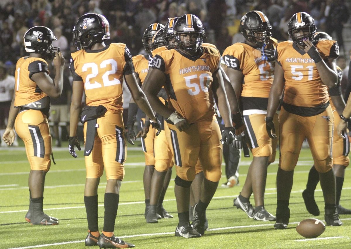 Hawthorne 2021 football team at Class 1A title game