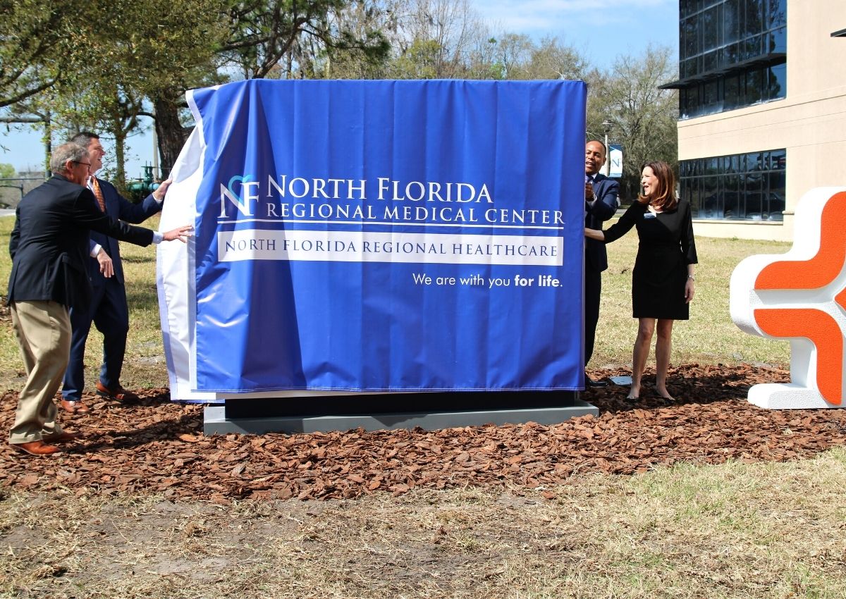 Unveiling the new HCA Florida North Florida Hospital rebranding ceremony on Thursday.