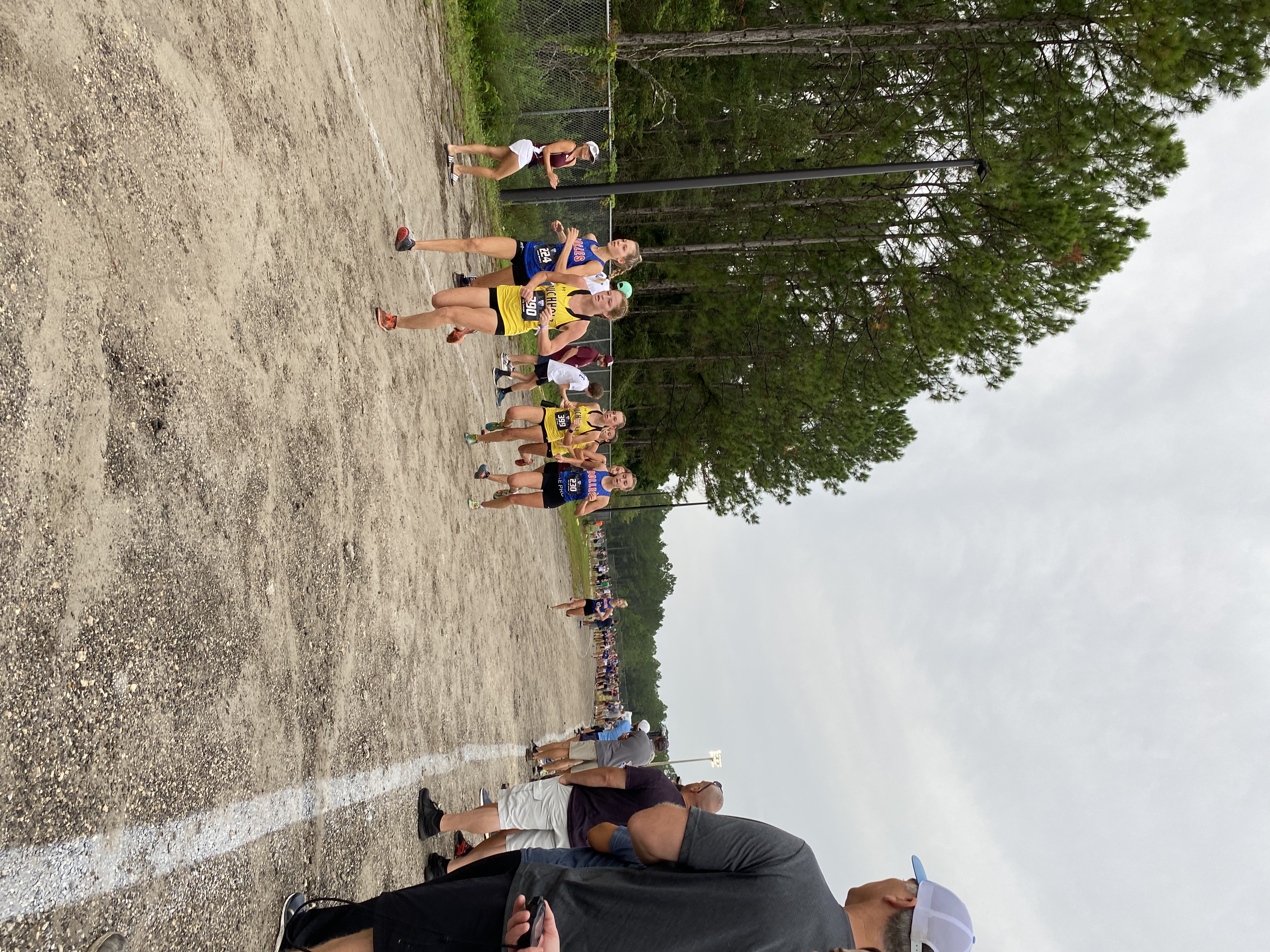 Buchholz runners at Bale N Trail meet