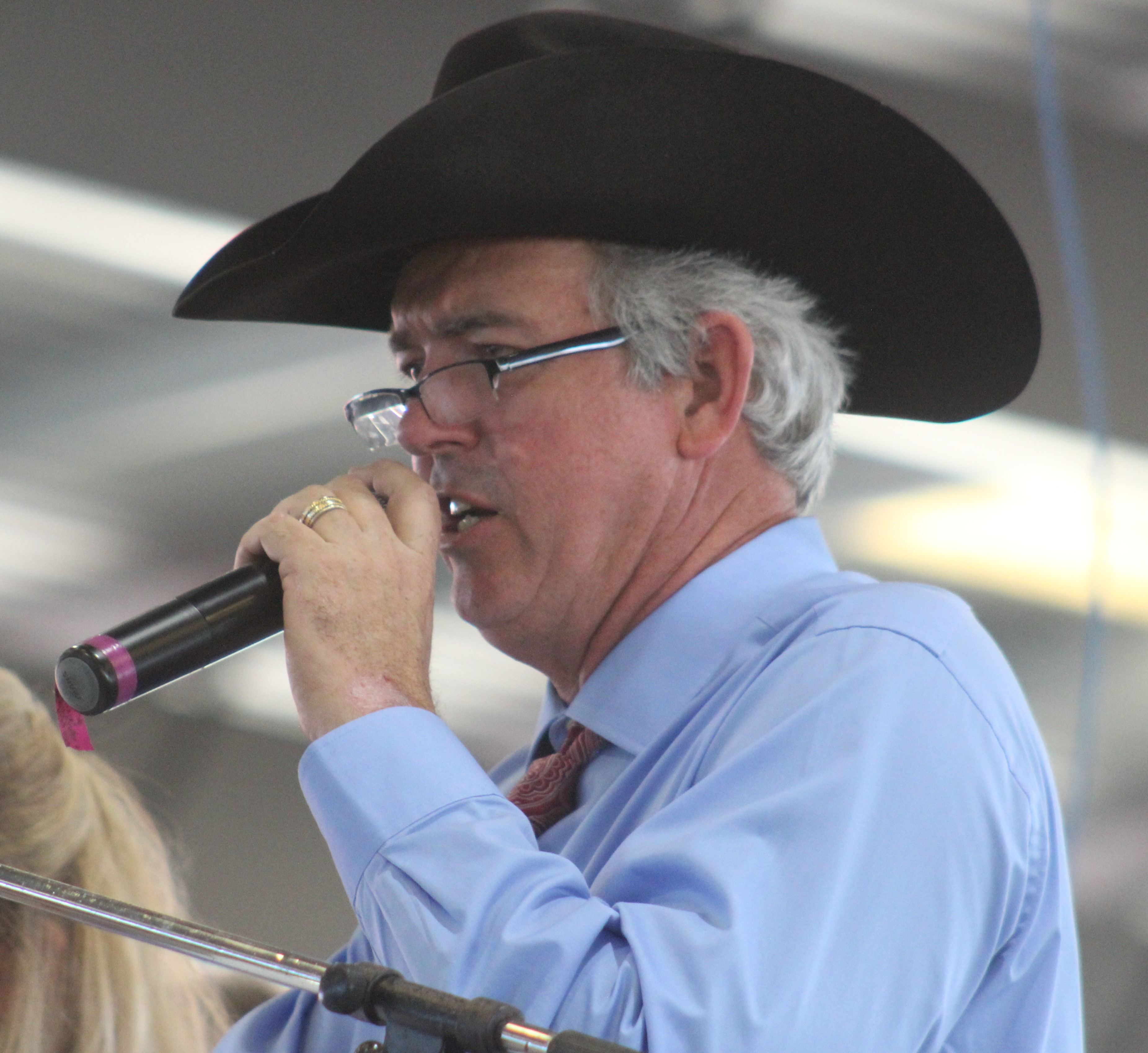 Cracker Johnson auctioneering