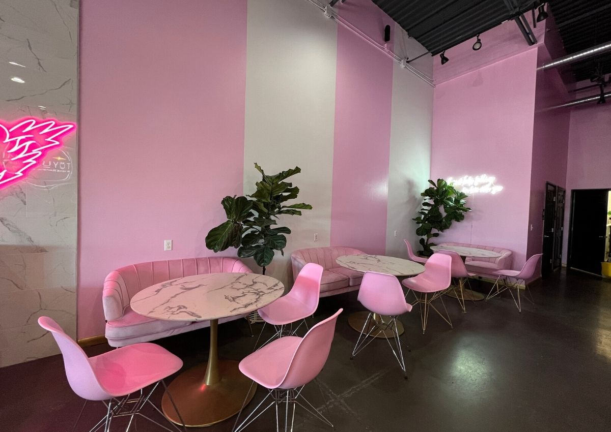 T-Yummi Café Vietnamese deli shop interior