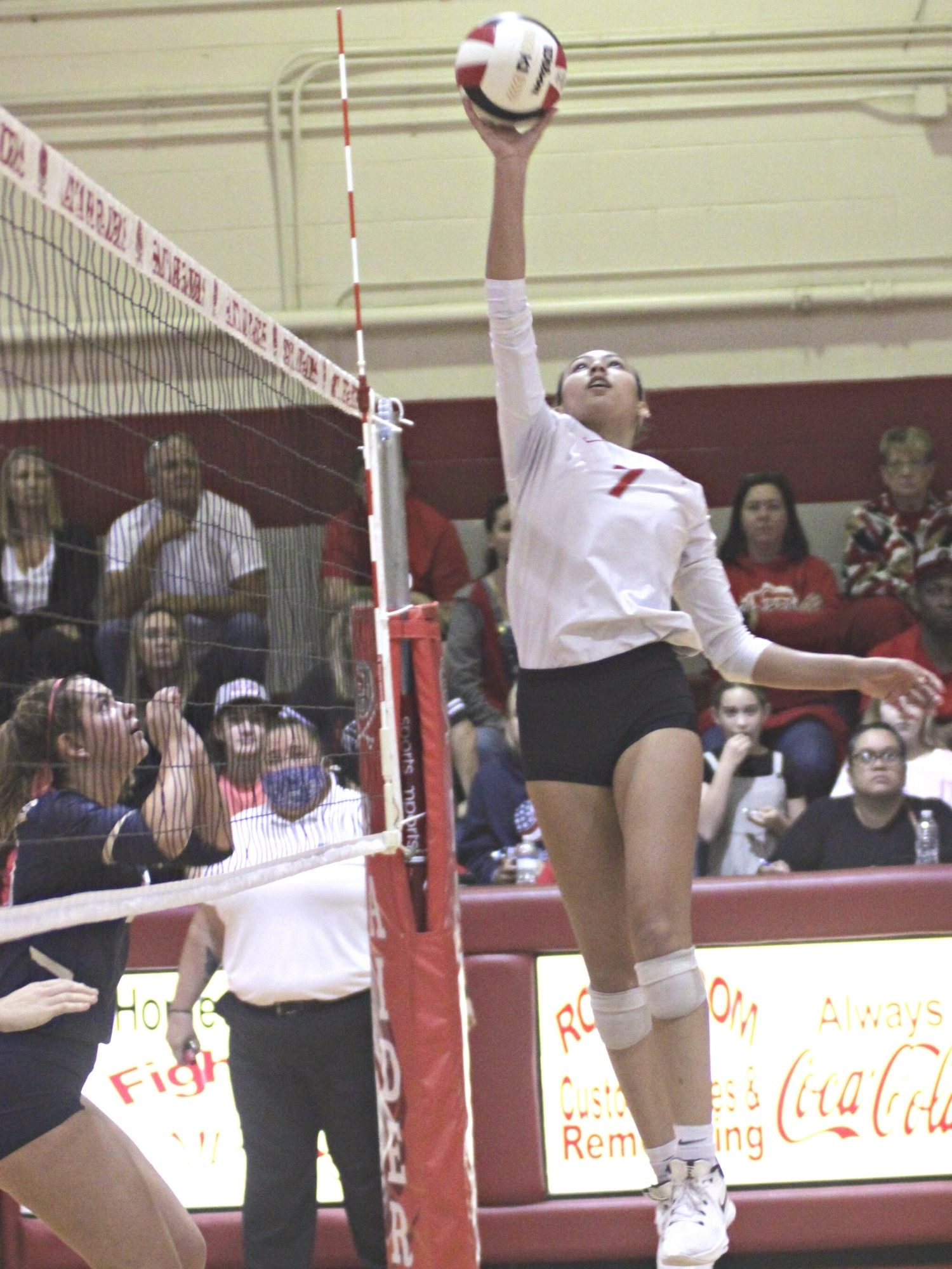 Santa Fe's Jalyn Stout tip