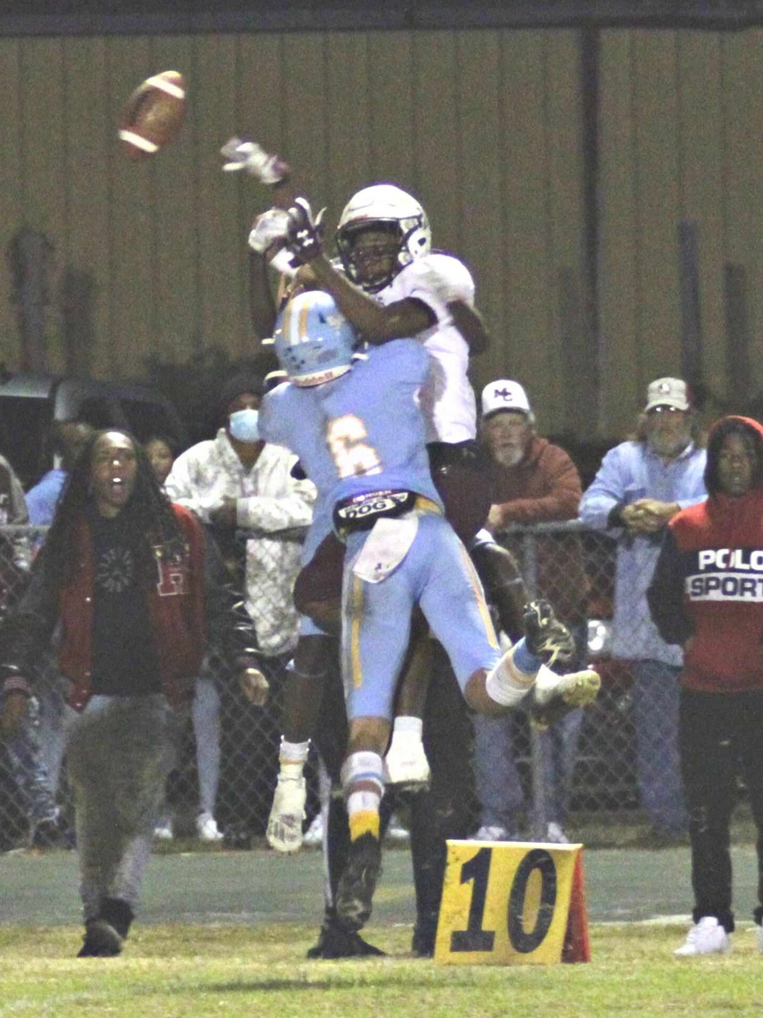 Chiefland's Osten Jones breaks up a 2nd quarter pass.