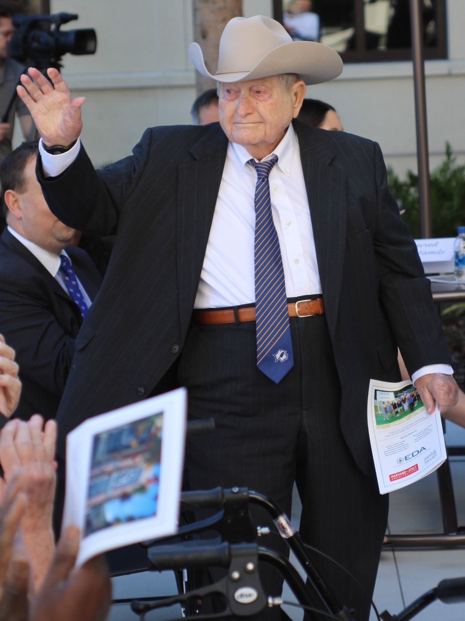 Santa Fe College Foundation member Ralph Wilson Cellon