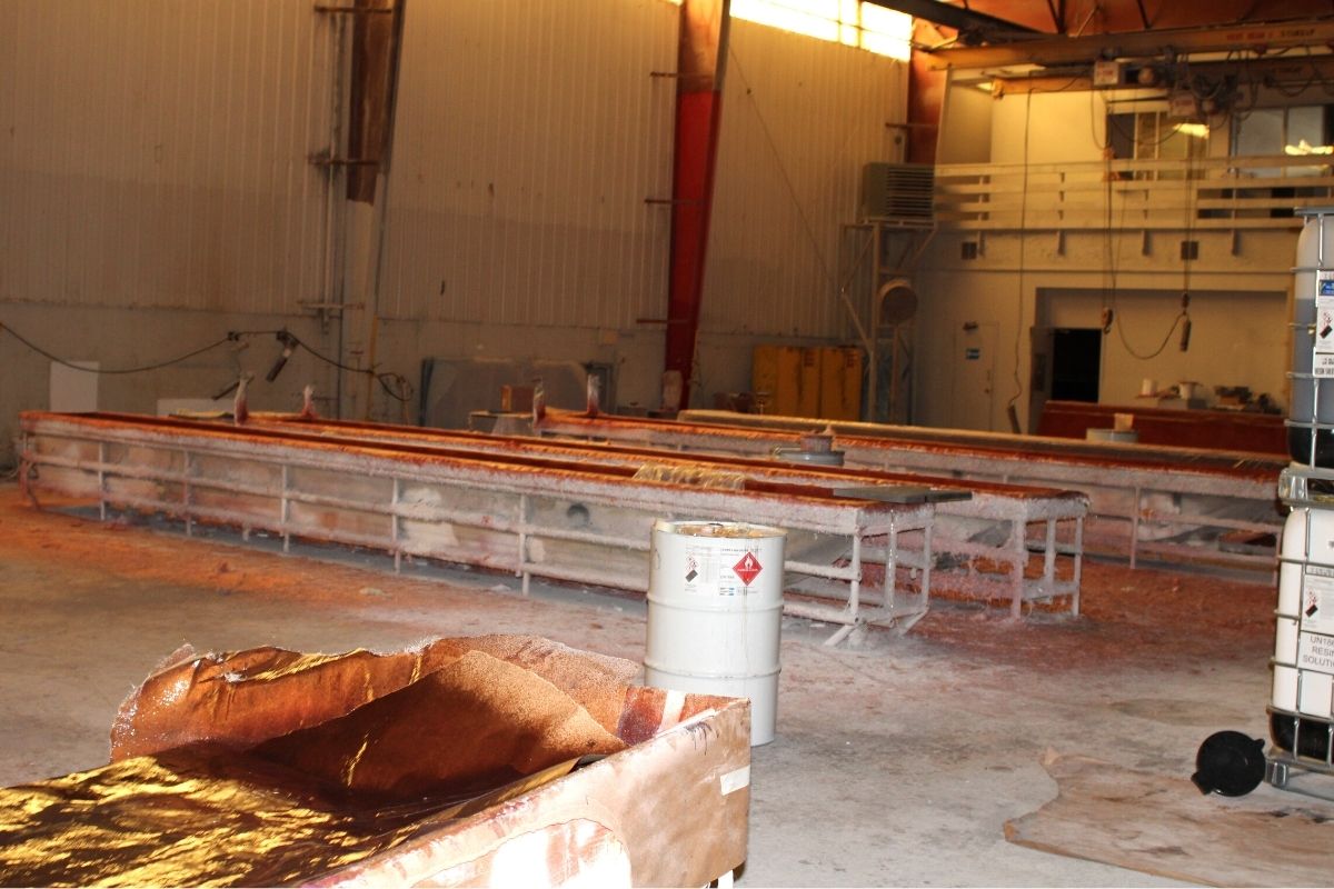 A&M Manufacturing fiberglass hull molds
