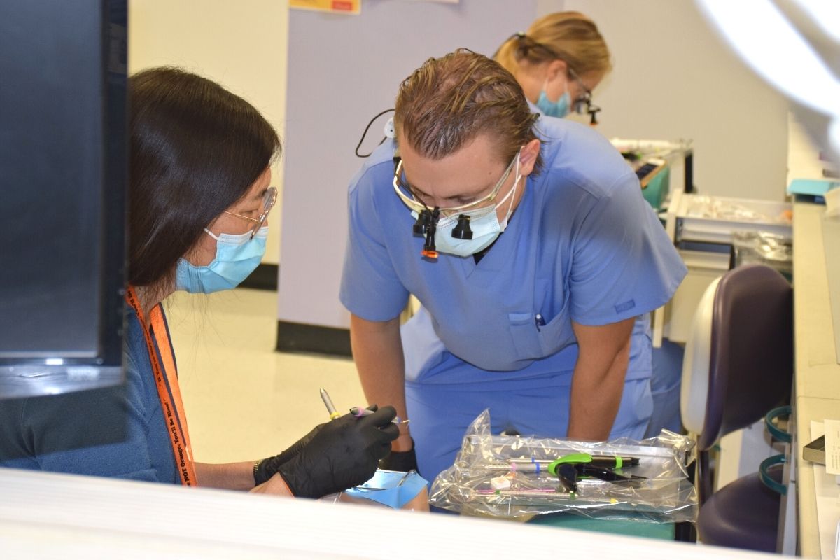 UF College of Dentistry students