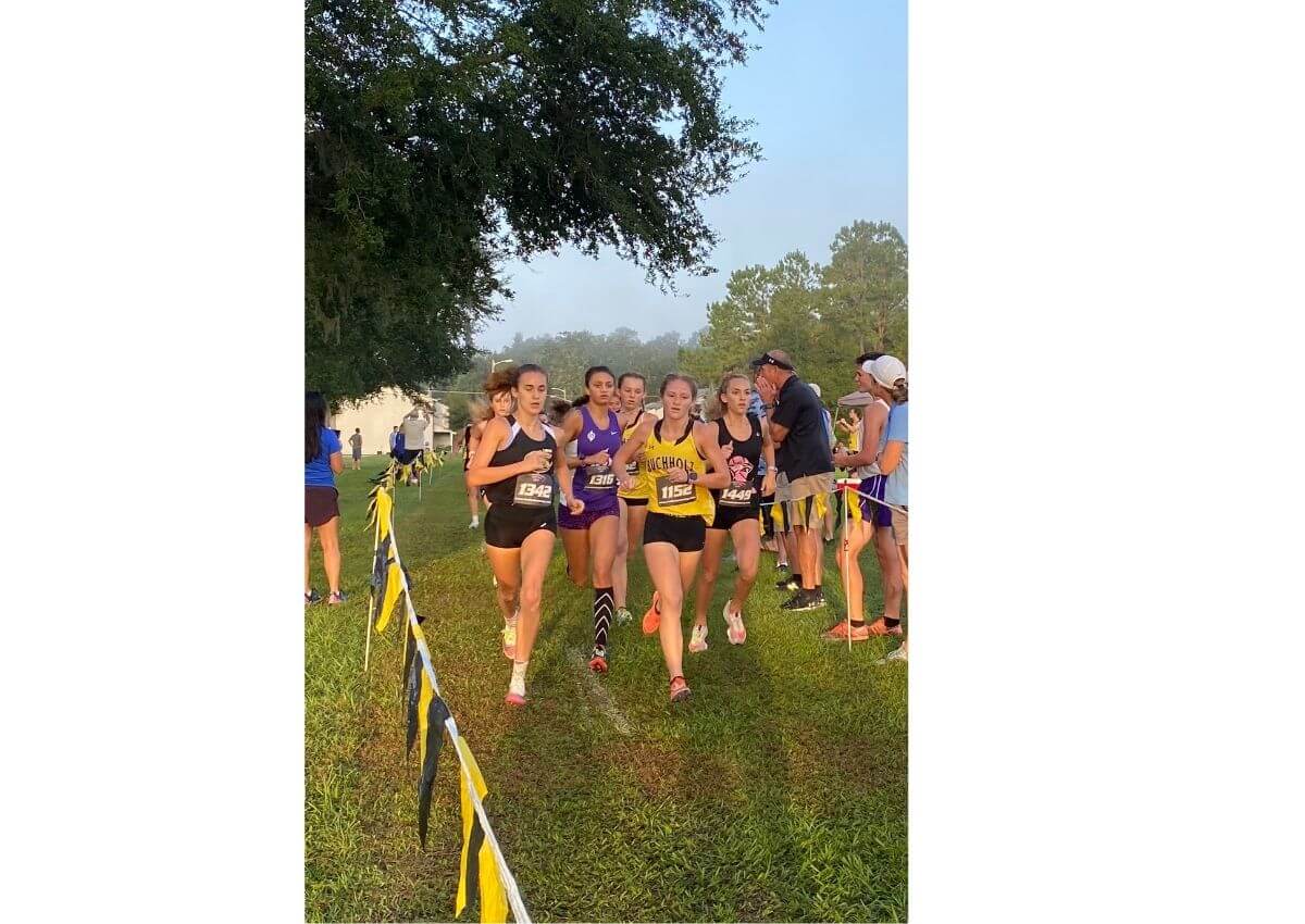 Buchholz runner Kate Drummond leads a pack at Bobcat Classic