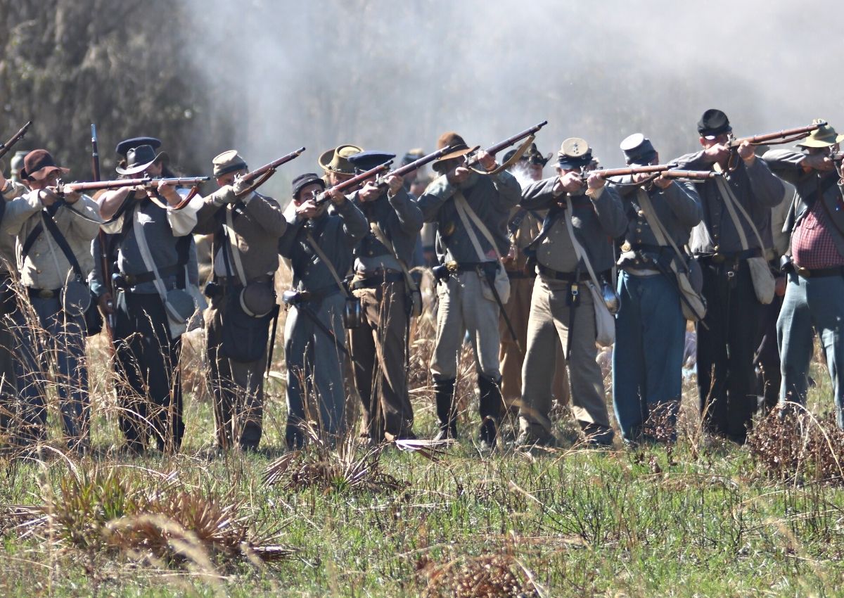 Battle of Olustee - Confederate line fires