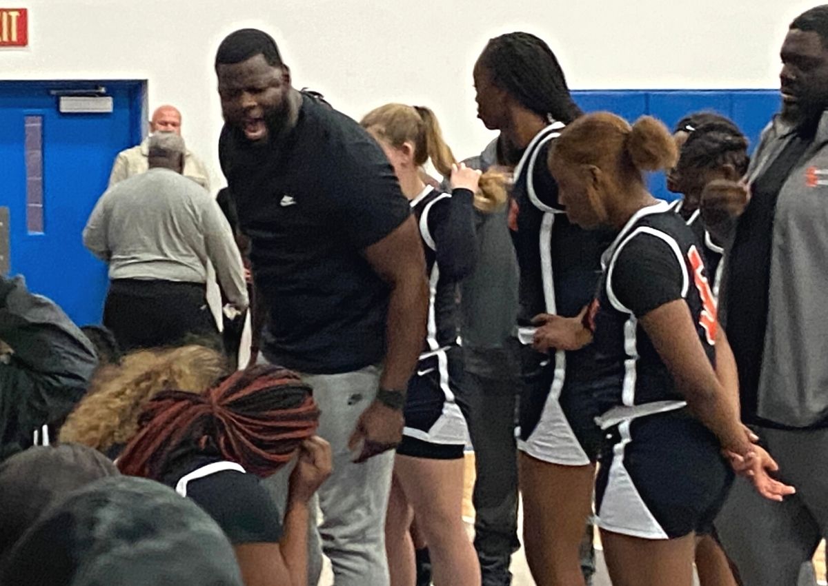 Hawthorne coach Cornelius Ingram discusses strategy