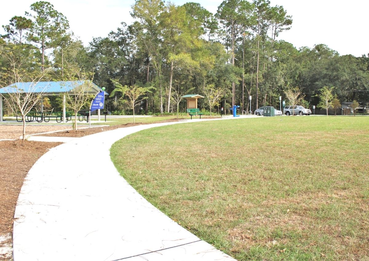 Unity Park circle walkway in middle of park
