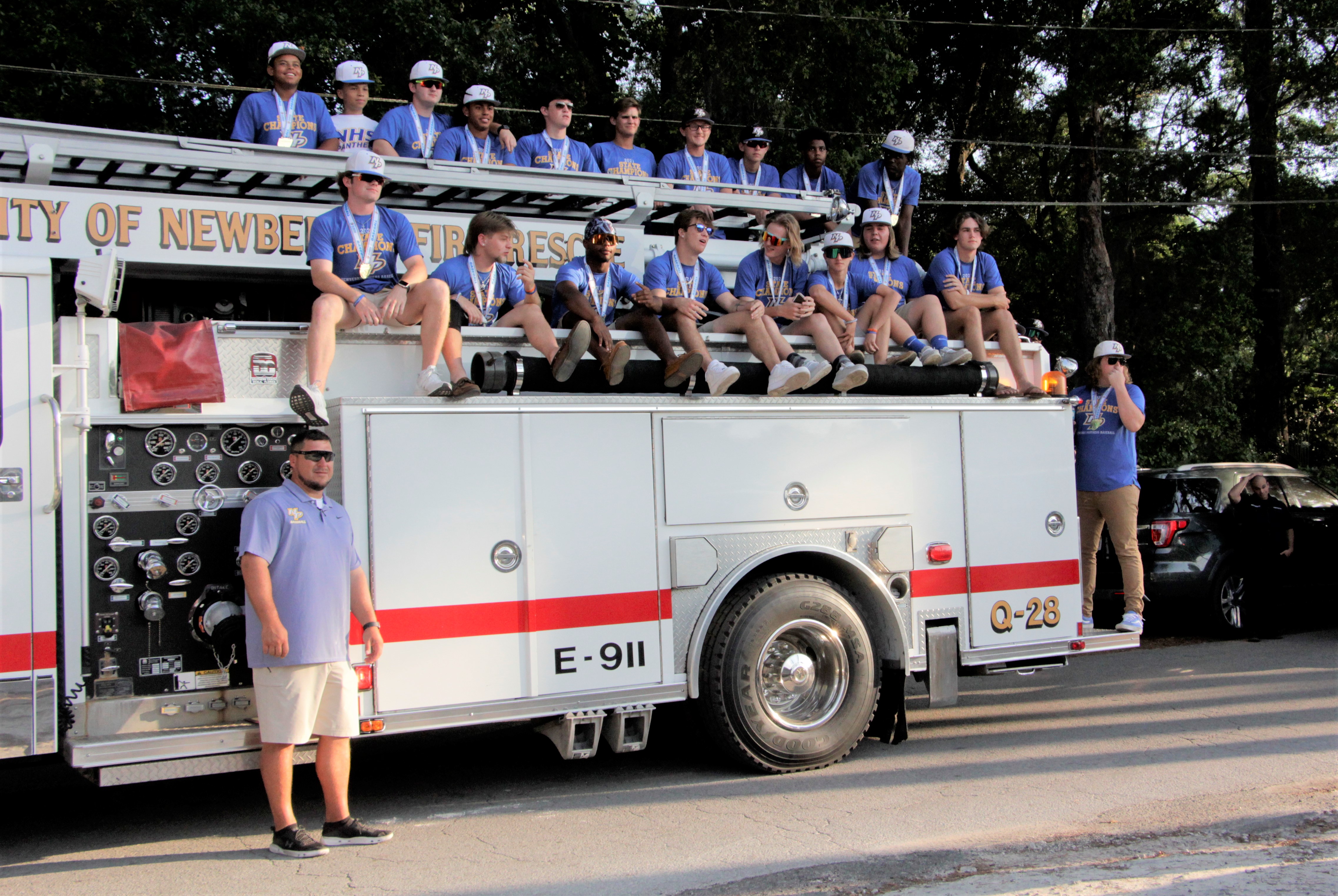 2021 Newberry Panthers on fire truck