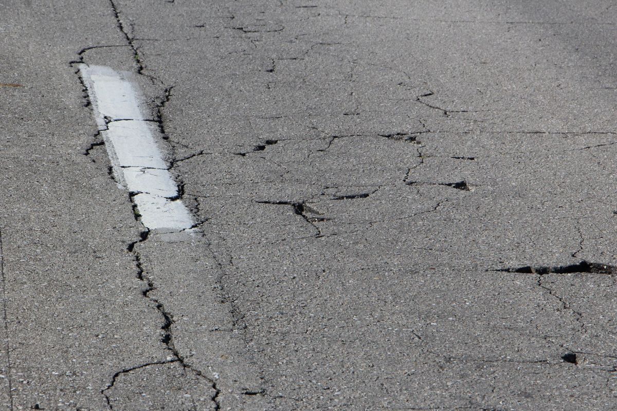 Cracks in County Road 337