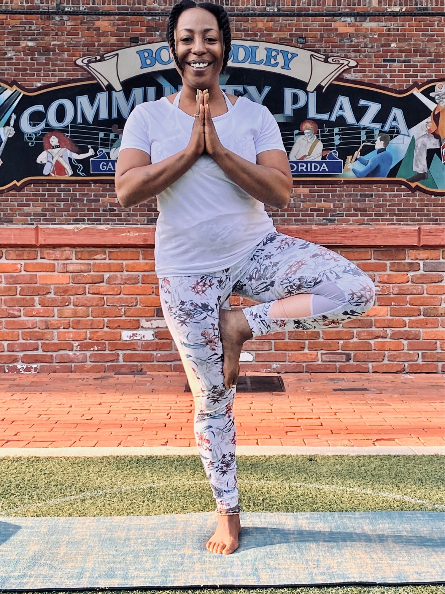 Yoga teacher Jackie Moróne