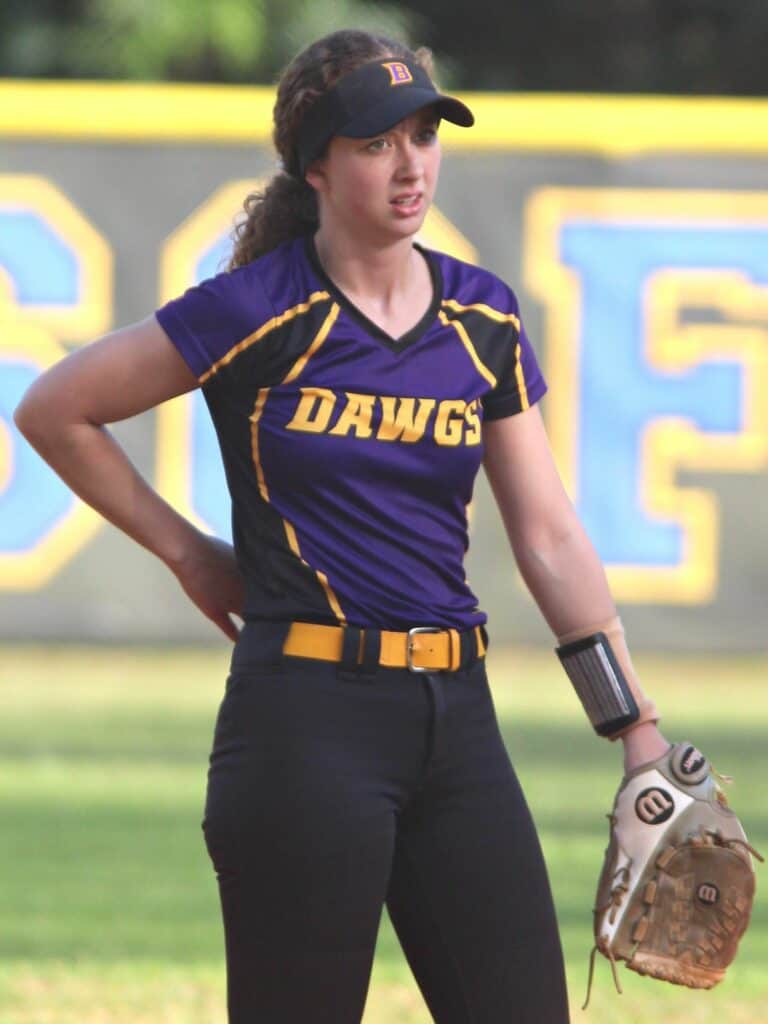 Bell softball Michelle Heilig