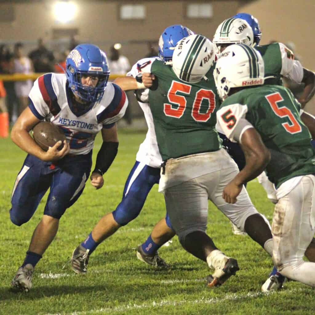 Keystone Heights' Landon Hovsepian run.