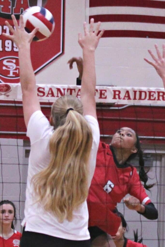Santa Fe's Anisa Dorlouis had five kills to go along with 18 digs, 13 assists and 13 service points on Thursday.