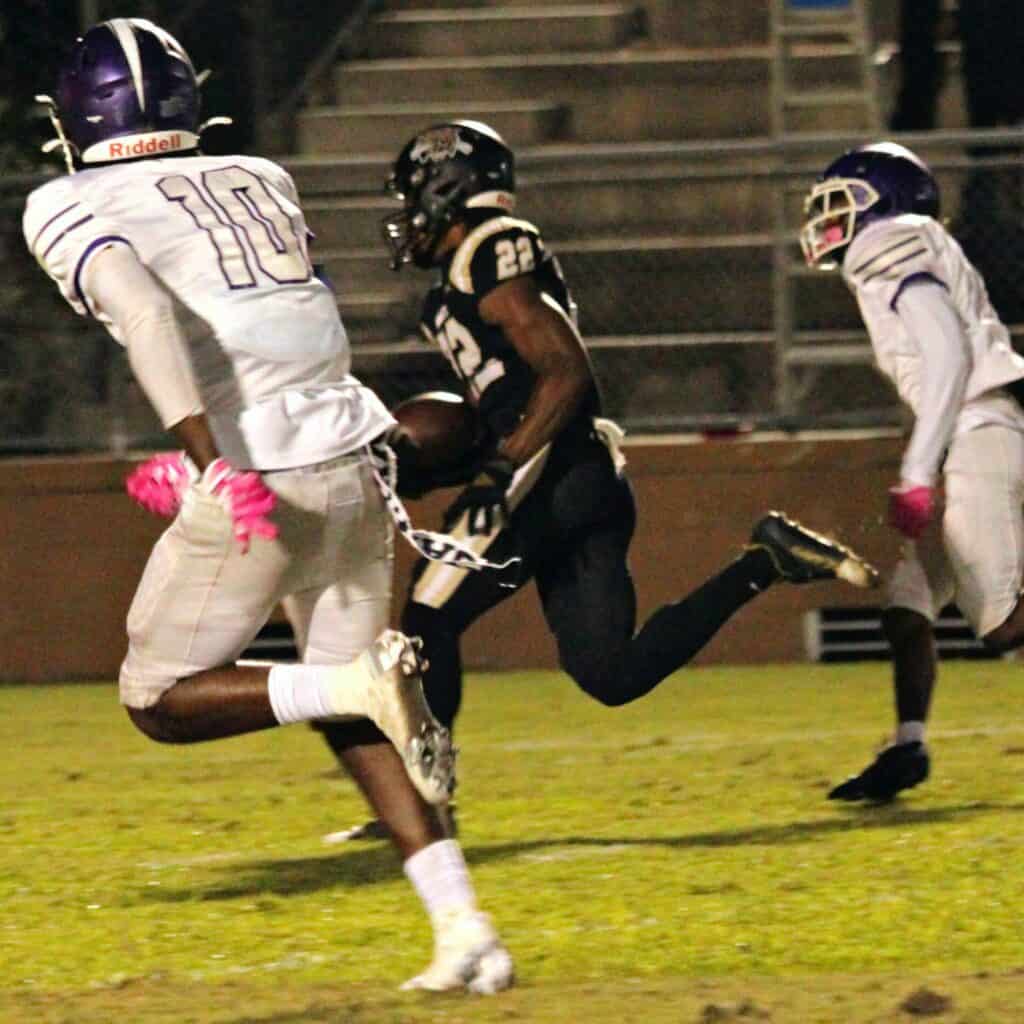 Buchholz's Jaren Hamilton scores on a 48-yard reception in the first quarter on Thursday.