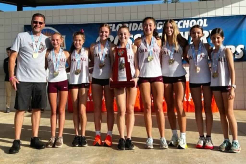 Oak Hall girls cross country team 2022 state 1A champions