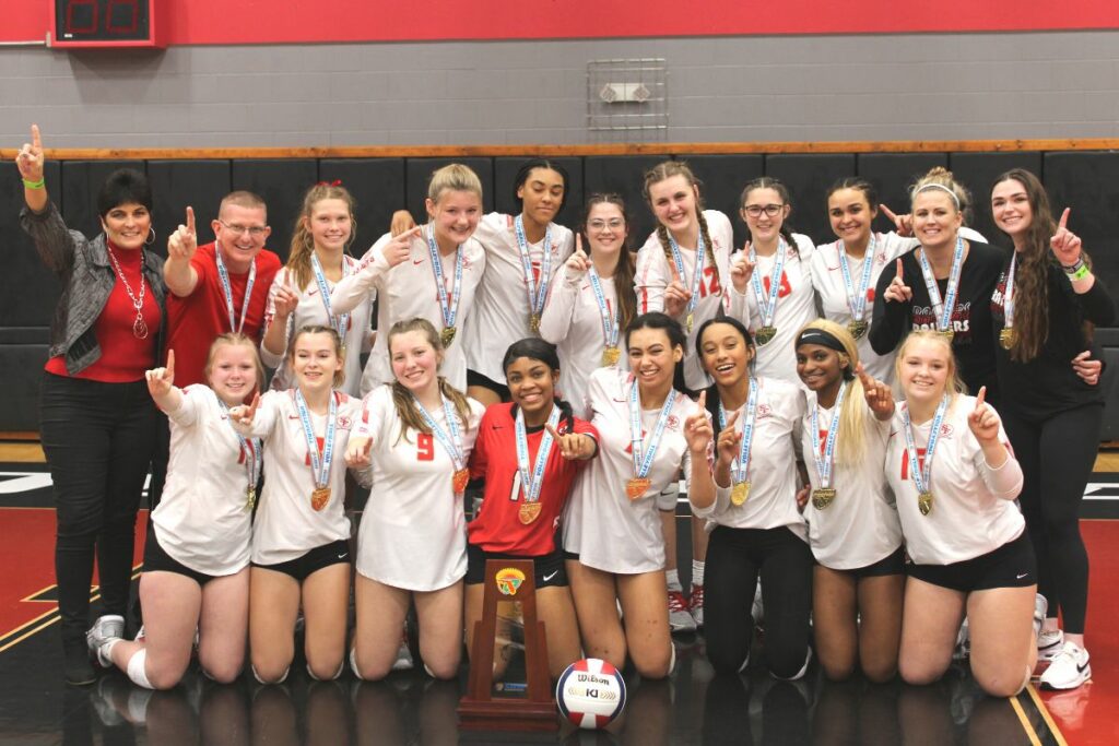 Santa Fe won its second straight Class 4A state championship beating Academy of the Holy Names in four sets on Saturday.