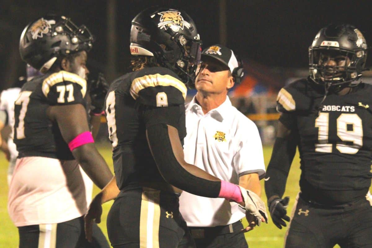 Buchholz’s Whittemore steps down
