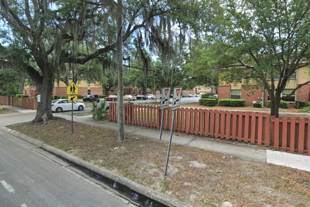 Carver Gardens apartments, Gainesville