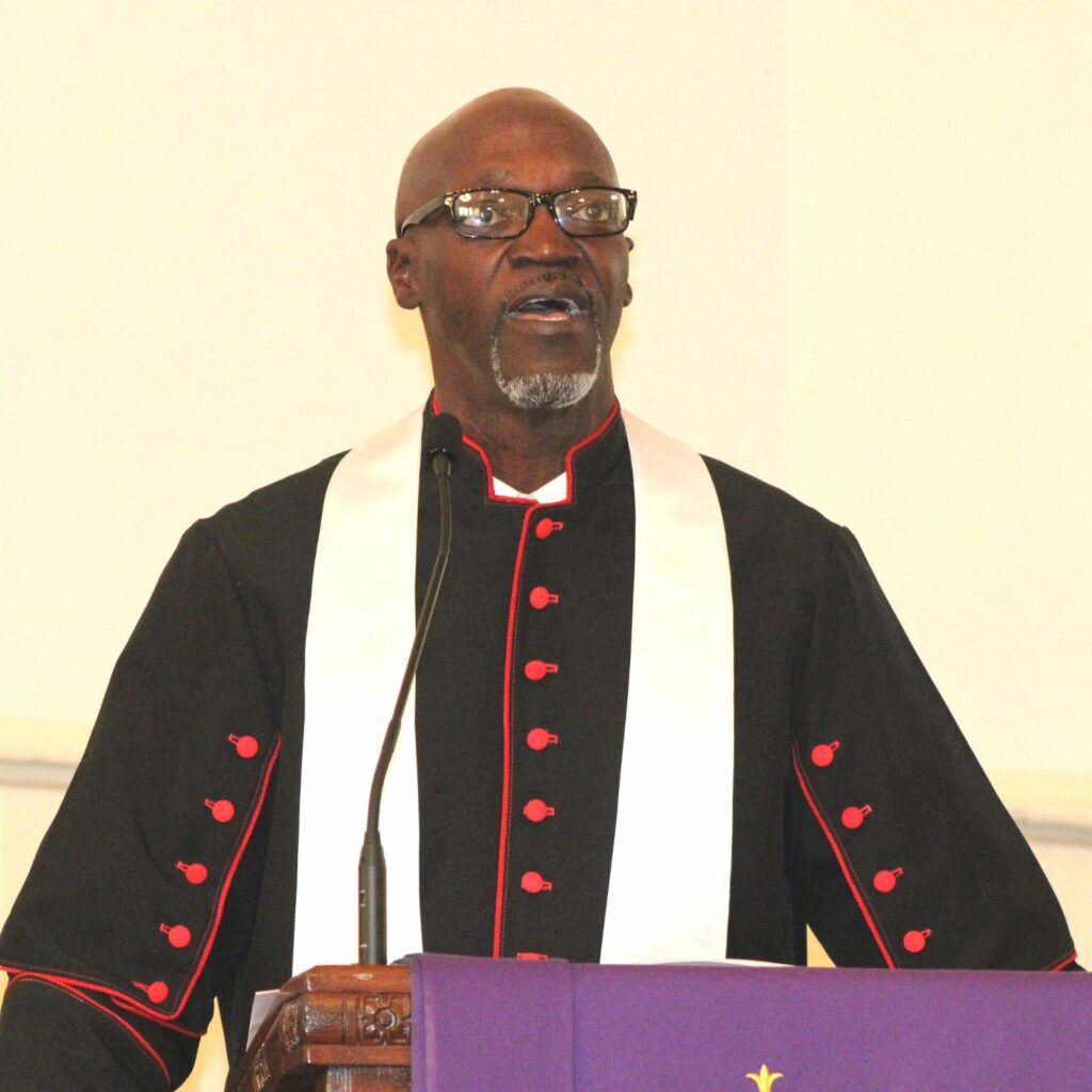 Pastor Michael A. Frazier Sr., leading Sunday service at Mt. Pleasant UMC.