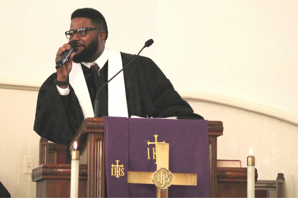 Reverend Dr. David Allen Jr. introducing Bishop Tom Berlin on Sunday at the Mt. Pleasant United Methodist Church.