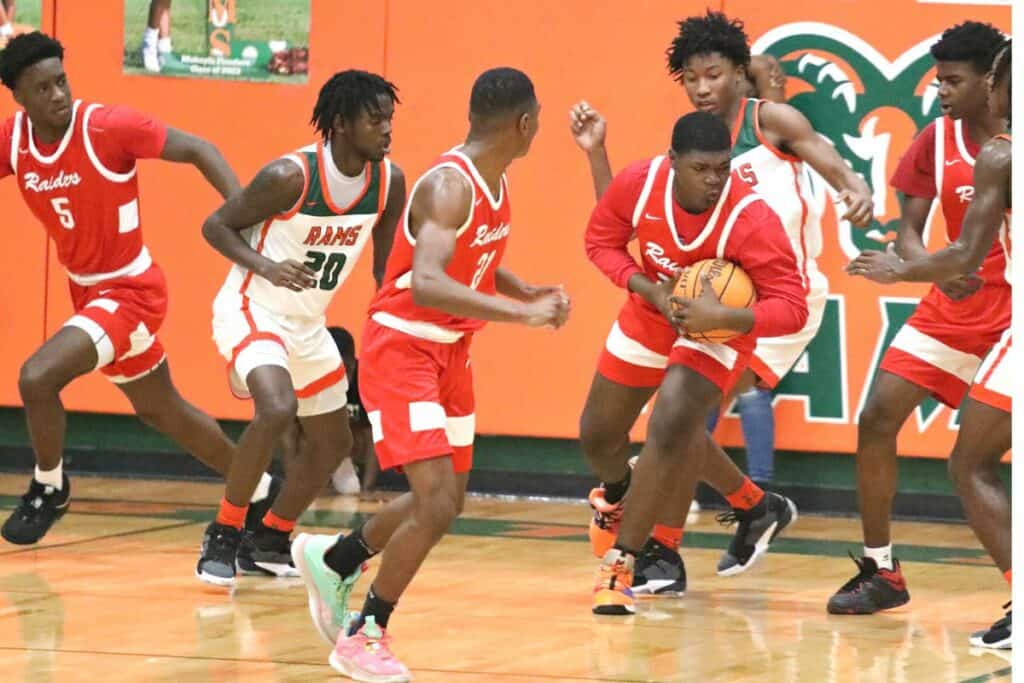 Santa Fe's Jamarion Foye with a first half rebound against Eastside on Tuesday.