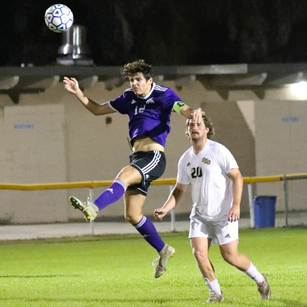 Gainesville's Ryleigh Peyer with a header in Wednesday's 6A Regional Quarterfinal win over Oakleaf.