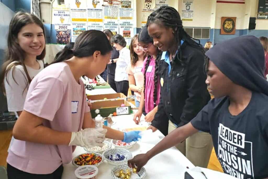 Lincoln Middle School sixth graders hosted a Germ Museum display on Wednesday. (2)