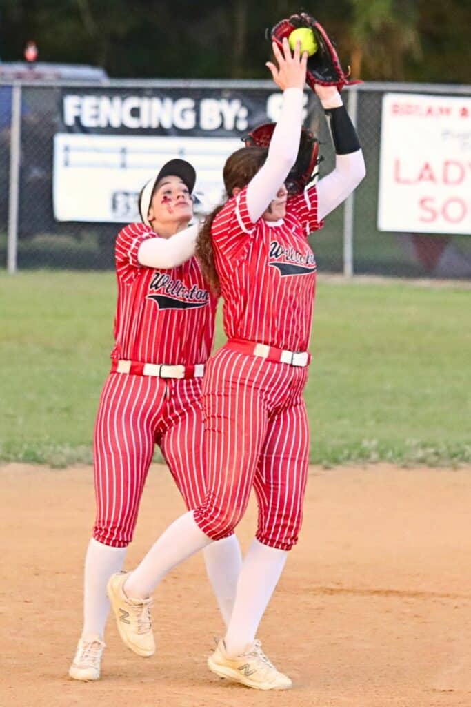 Williston's Karley Jerrels snags the first out of the fourth inning against visiting Union County on Thursday.