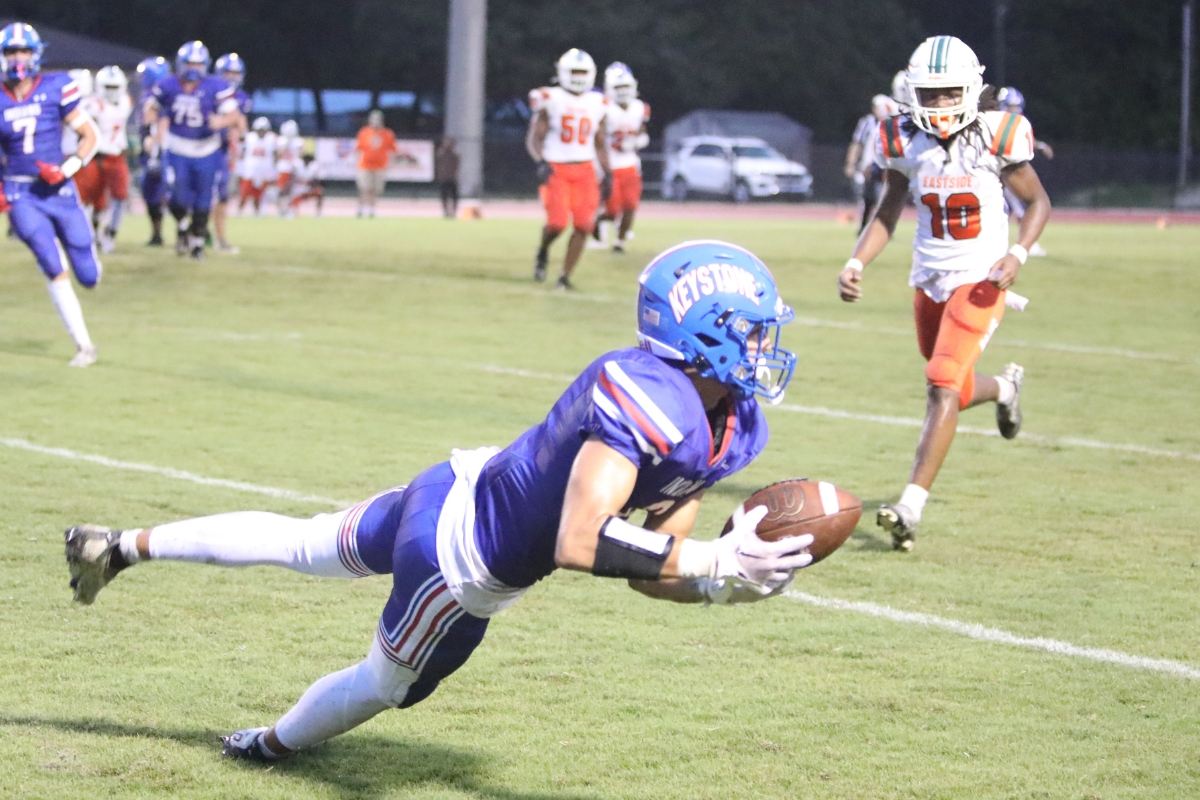 Keystone Heights' Andru Seimer with a catch against Eastside on Friday. Keystone Heights' Andru Seimer with a catch against Eastside on Friday.