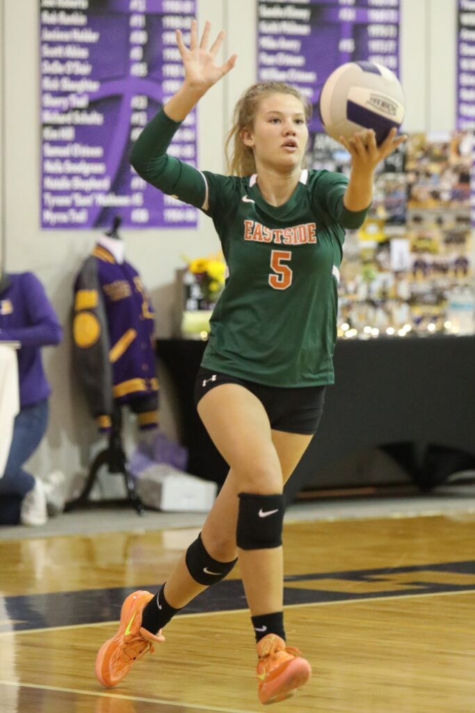 Eastside's Joanna Williams with a serve against Bell on Tuesday.