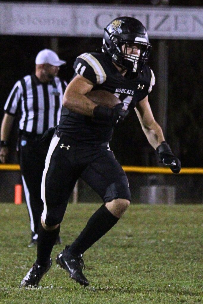 Buchholz's Aden De Hoyos with the ball against Ponte Vedra on Friday.