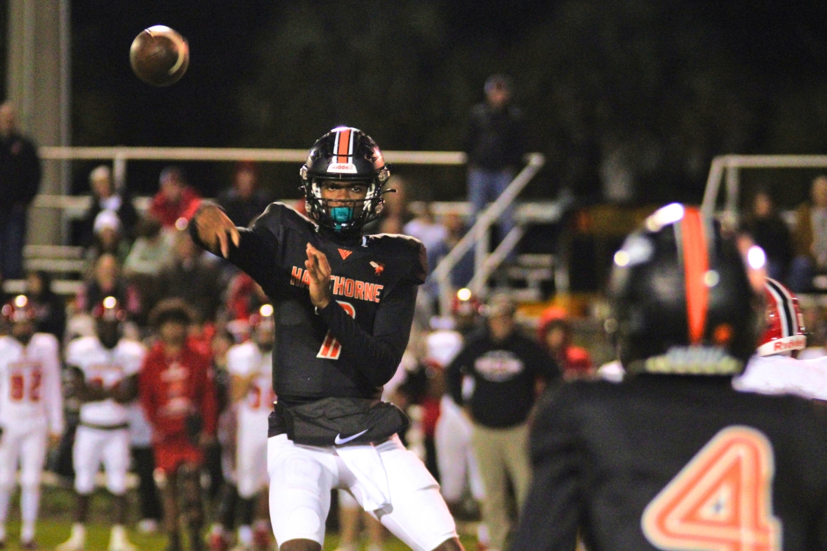 Hawthorne dominates Blountstown, looks to defend state title