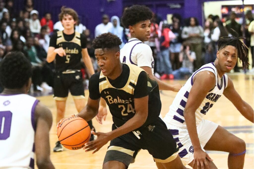 Buchholz's Zion Newkirk drives to the basket against Gainesville on Friday.