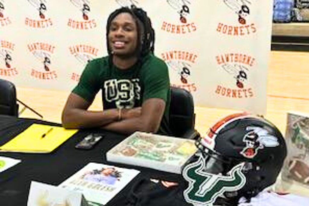 Hawthorne's Alvon Isaac signed to play football for the University of South Florida's on Thursday.