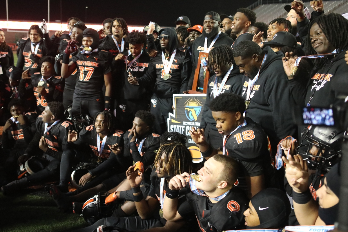 Hawthorne mistakes, turnovers to win second straight state title