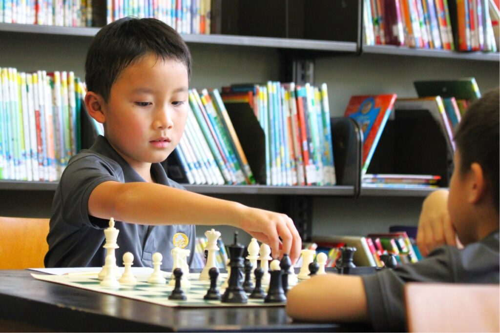 Andy Fu plays a practice match with less than two weeks before the state tournament.