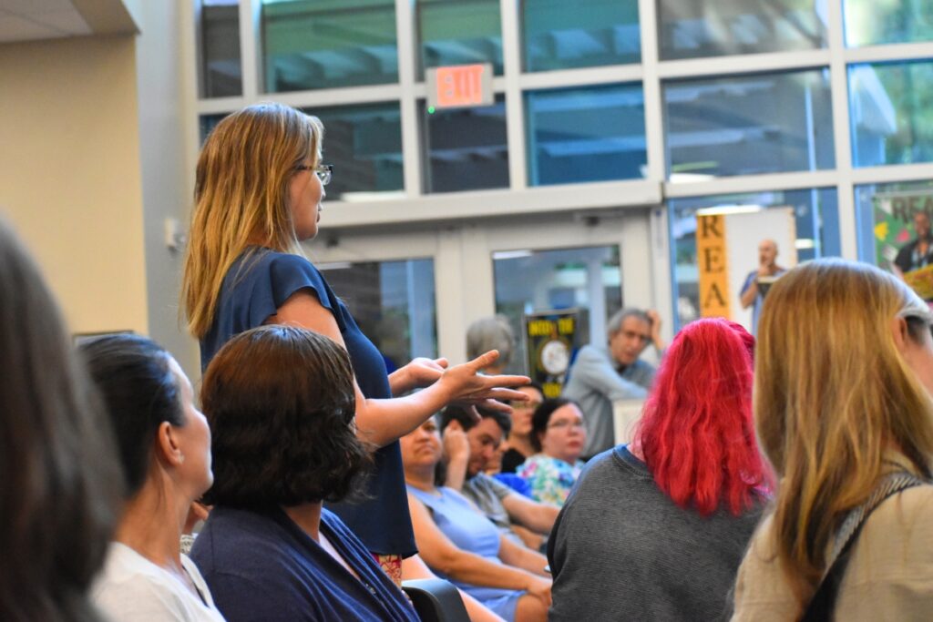 Thirteen community members spoke at the SAC meeting.
