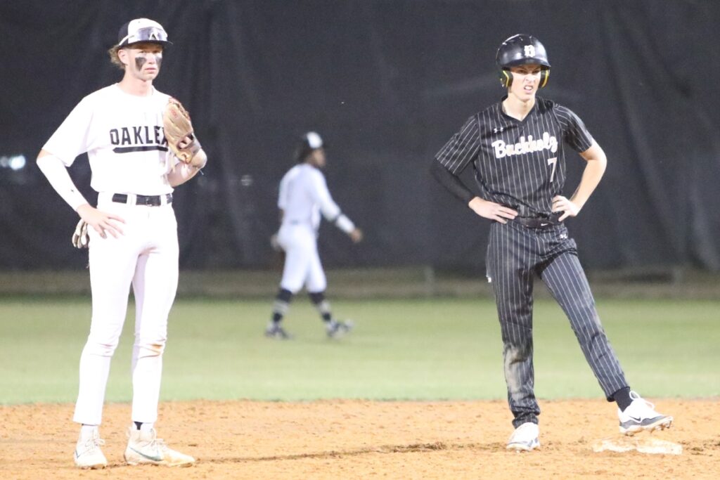 Buchholz's Blake Brewer (right) on second base in the fifth inning against Oakleaf in Tuesday's District 3-6A Semifinal.