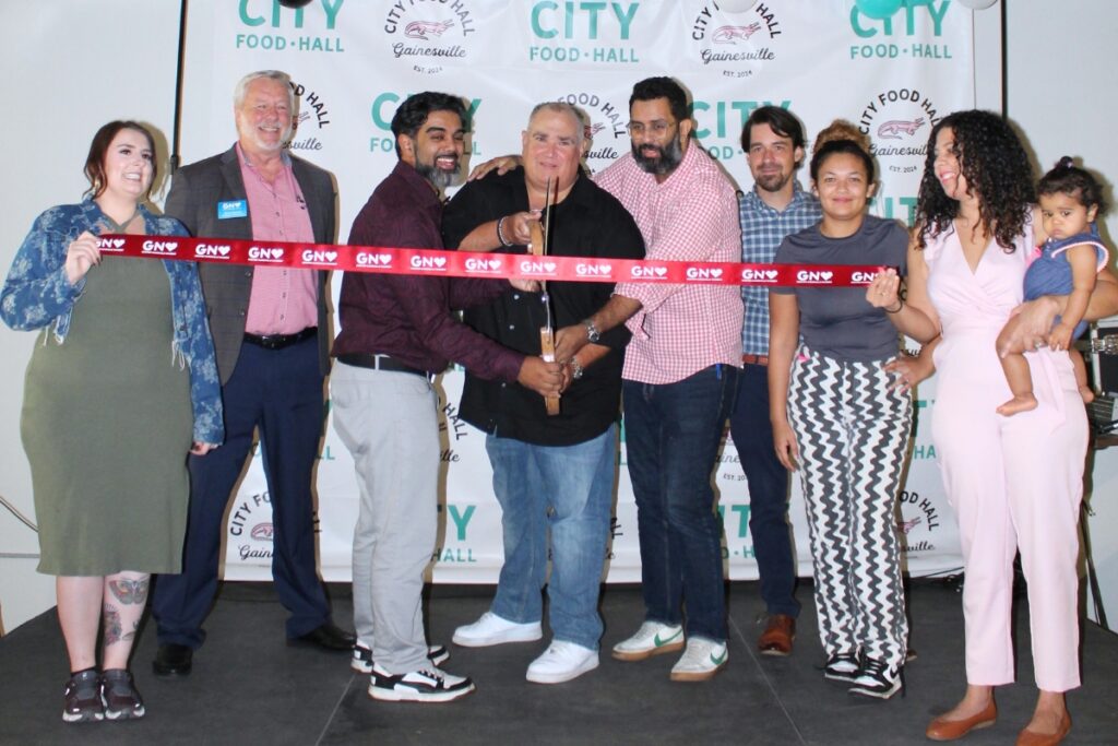 (From left) Kinsey Hill, Steve Cannon, Jeff Ninan, Peter Rounce, Vince Mota, Bryan Eastman, Lauryn Miller and Cibelis Rosado-Mota.